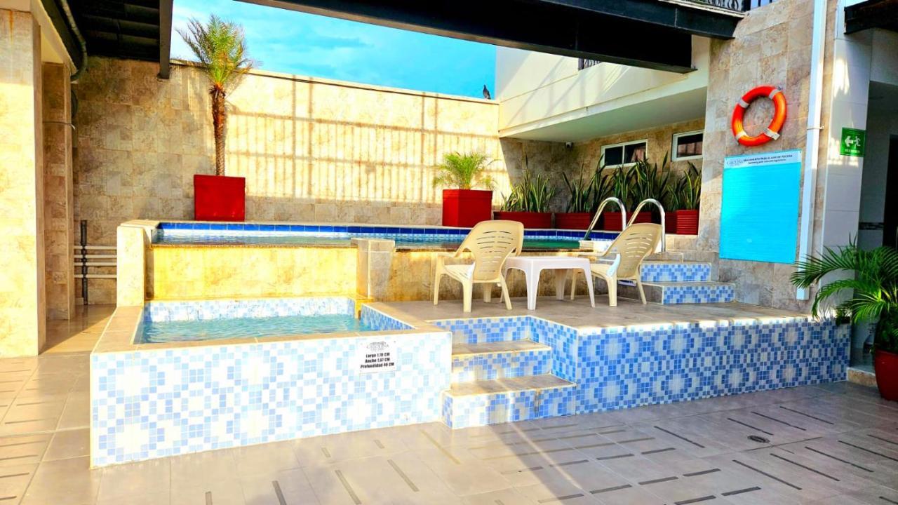 Hotel Carolina Del Mar ซันตามาร์ตา ภายนอก รูปภาพ