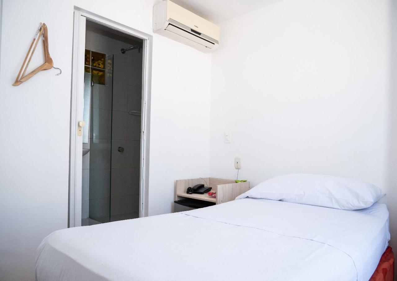 Hotel Carolina Del Mar ซันตามาร์ตา ภายนอก รูปภาพ